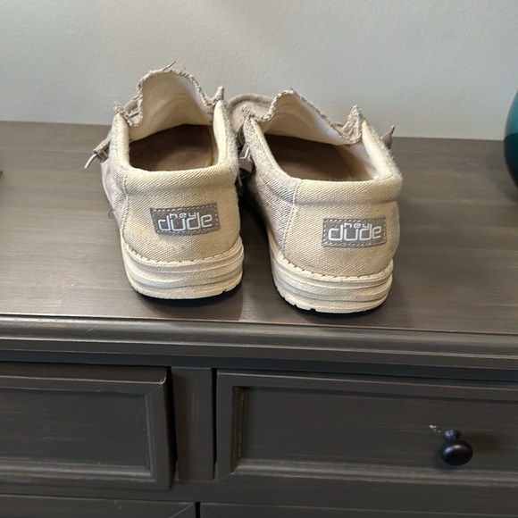 Men’s Hey Dudes - Picture 3 of 5